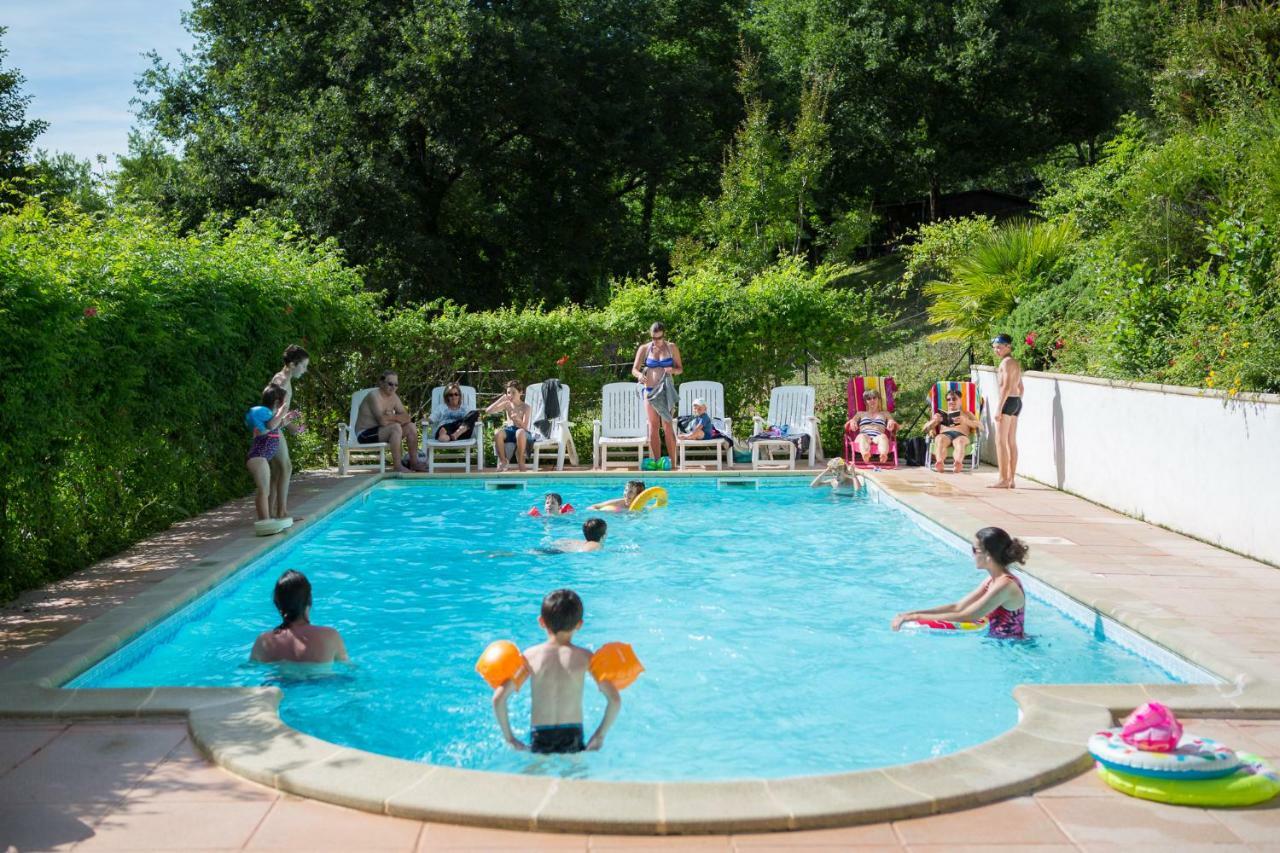 Les Chalets De Pierretoun La Bastide-Clairence Εξωτερικό φωτογραφία