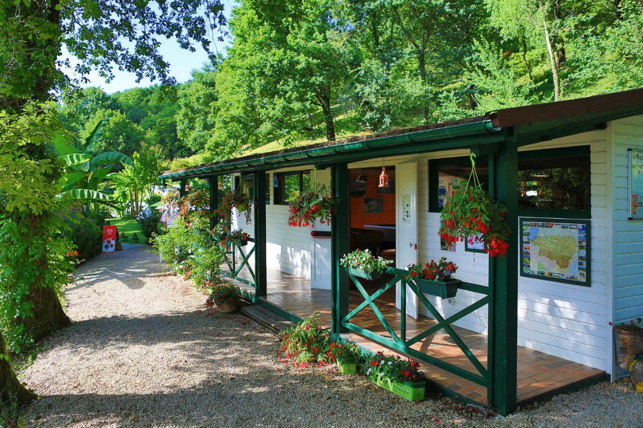 Les Chalets De Pierretoun La Bastide-Clairence Εξωτερικό φωτογραφία