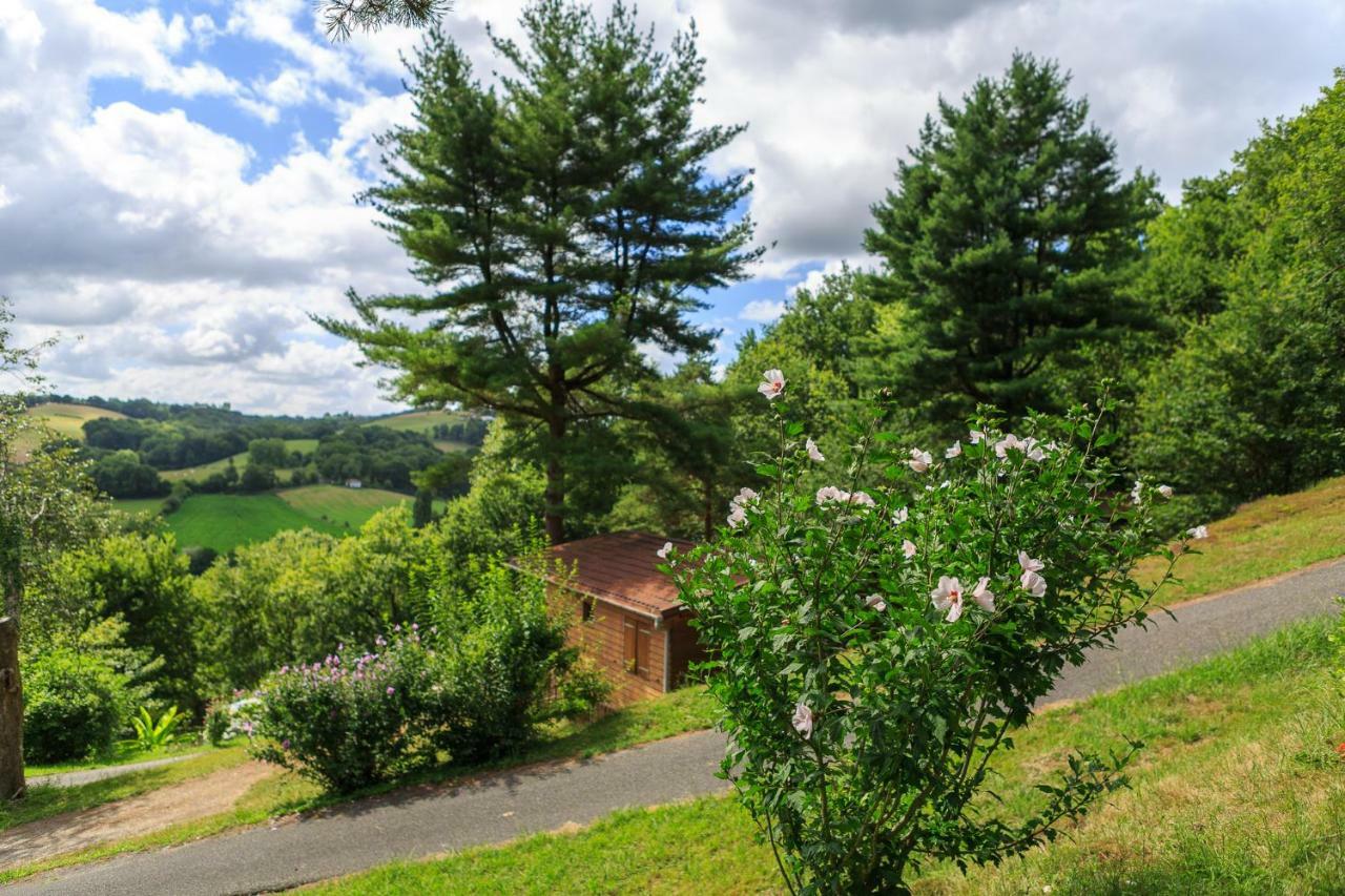 Les Chalets De Pierretoun La Bastide-Clairence Εξωτερικό φωτογραφία